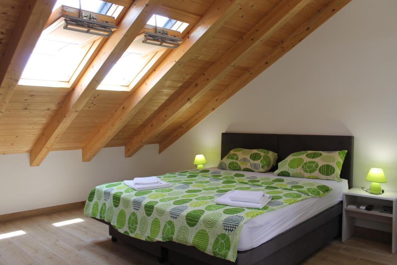 Paradiso Apartment *